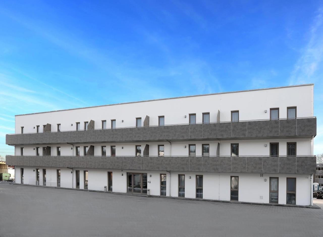 Apartment Hotel 37 Altdorf  Εξωτερικό φωτογραφία